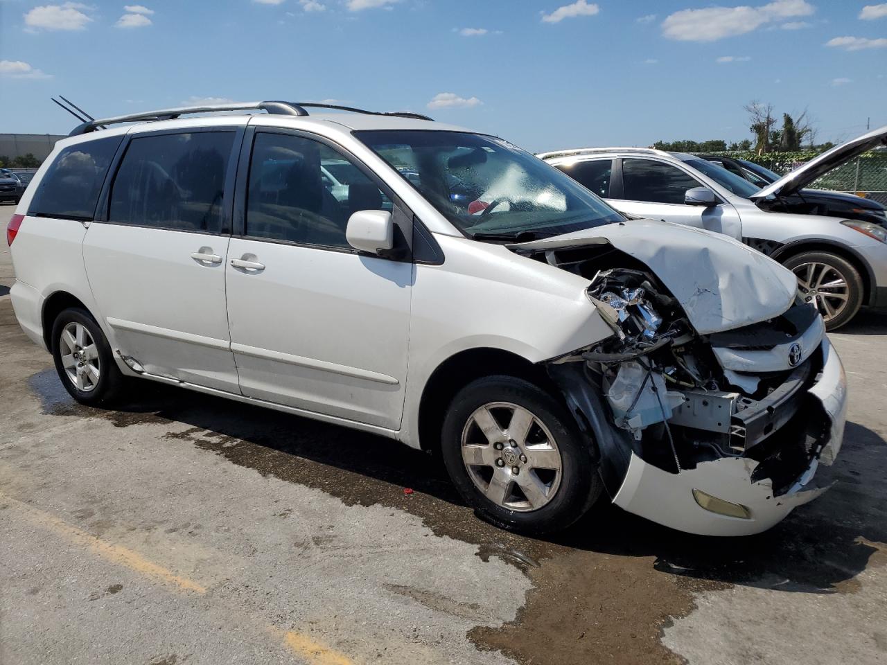 5TDZA22C36S567137 2006 Toyota Sienna Xle