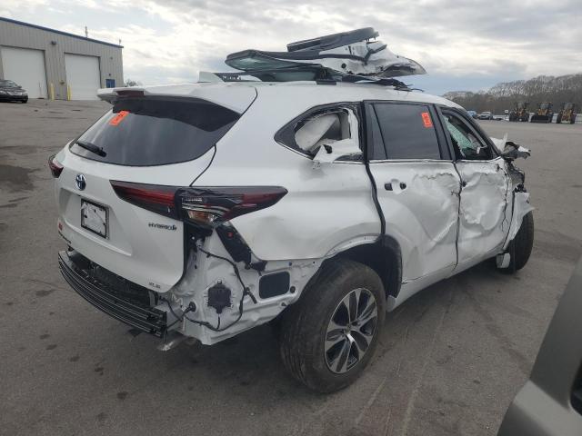 VIN 5TDKBRCH1RS143588 2024 Toyota Highlander, Hybri... no.3