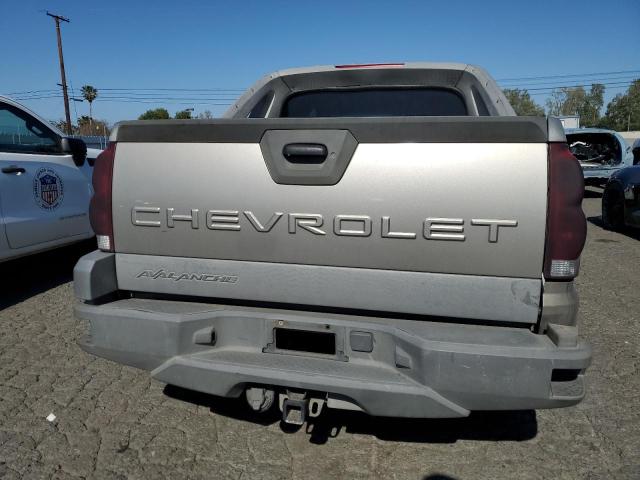 Lot #2485259867 2002 CHEVROLET AVALANCHE salvage car