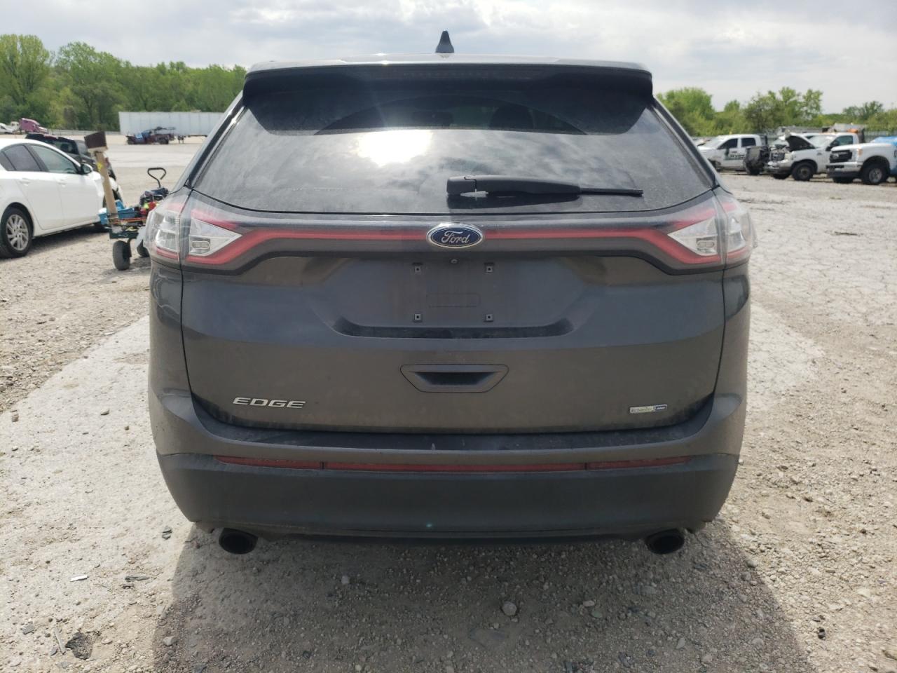 2FMPK4G9XGBC42383 2016 Ford Edge Se