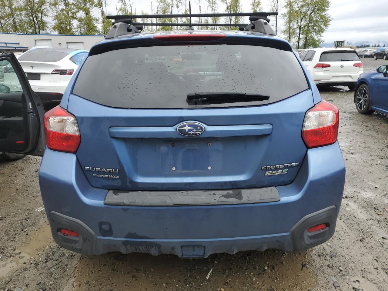 2017 Subaru Crosstrek Premium vin: JF2GPABC5H8200099