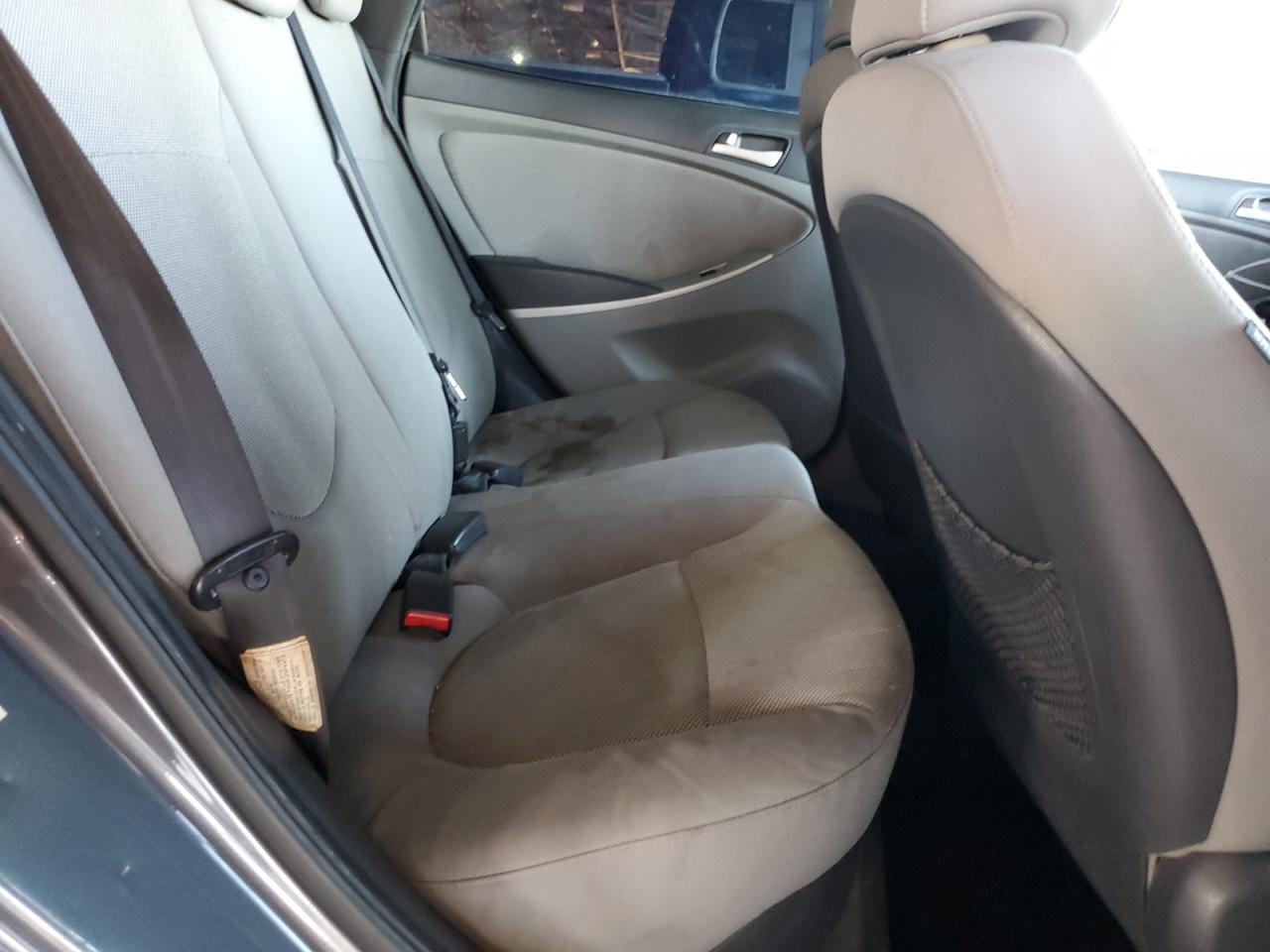 KMHCT4AE3CU049076 2012 Hyundai Accent Gls