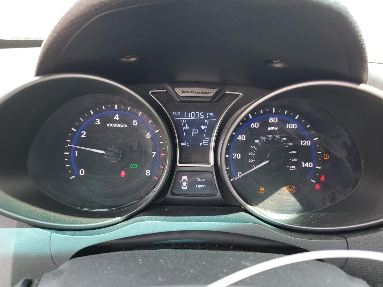 KMHTC6AE6FU233072 2015 Hyundai Veloster Turbo