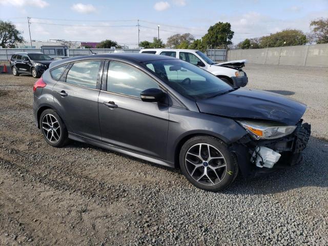 2016 Ford Focus Se VIN: 1FADP3K27GL379946 Lot: 52407674