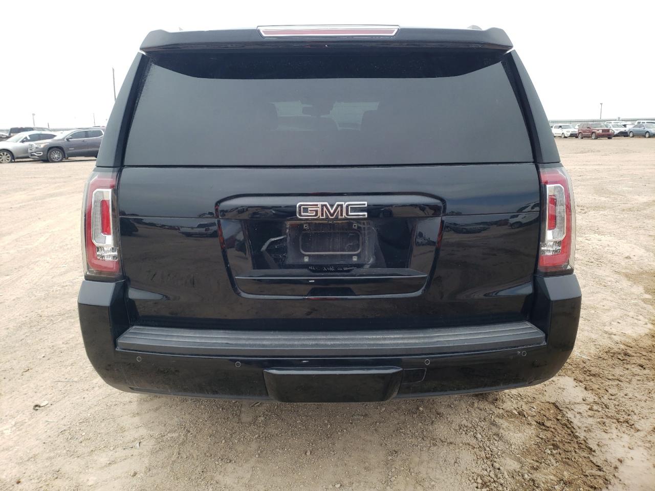 1GKS2BKCXHR122589 2017 GMC Yukon Slt