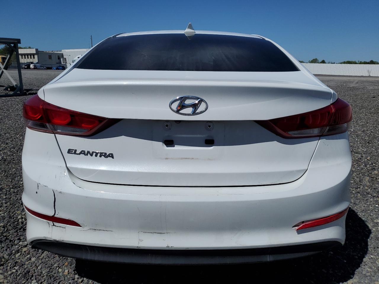 5NPD84LF7JH276679 2018 Hyundai Elantra Sel