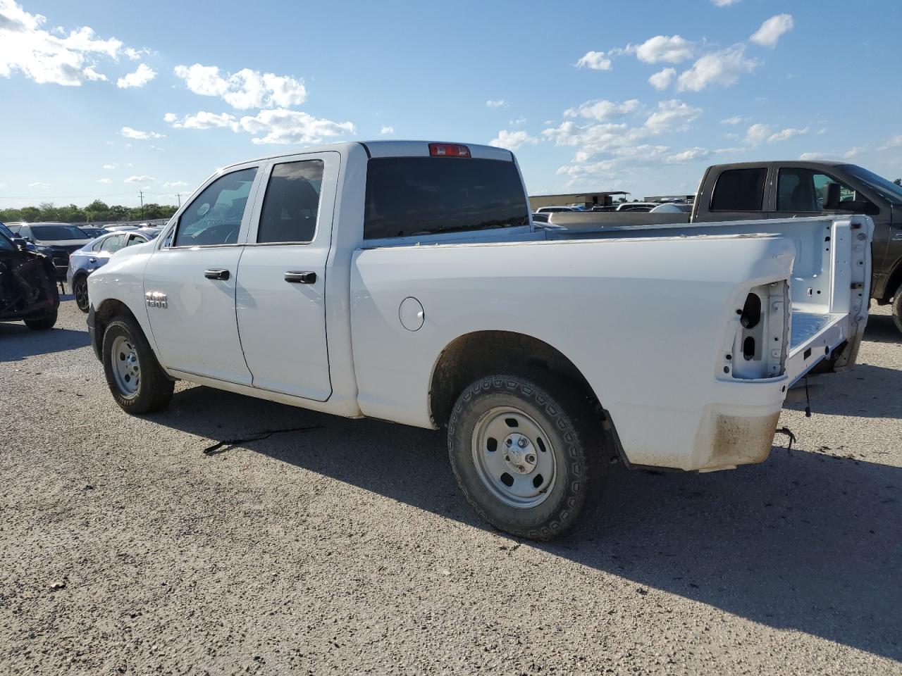 2018 Ram 1500 St vin: 1C6RR7FG8JS168069