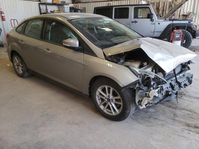 VIN 1FADP3F23GL322301 2016 Ford Focus, SE no.4