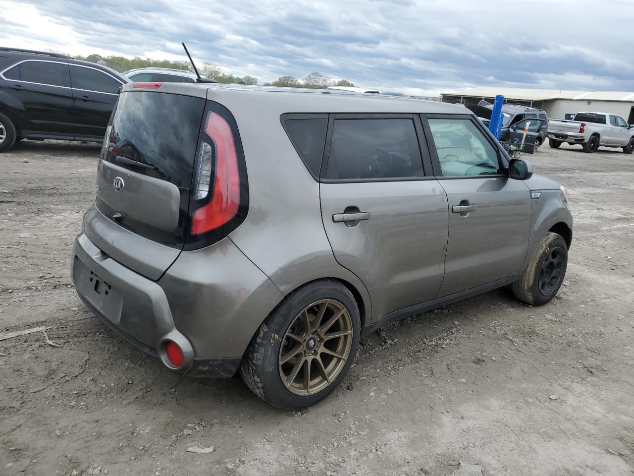 KNDJP3A54G7357808 2016 Kia Soul +