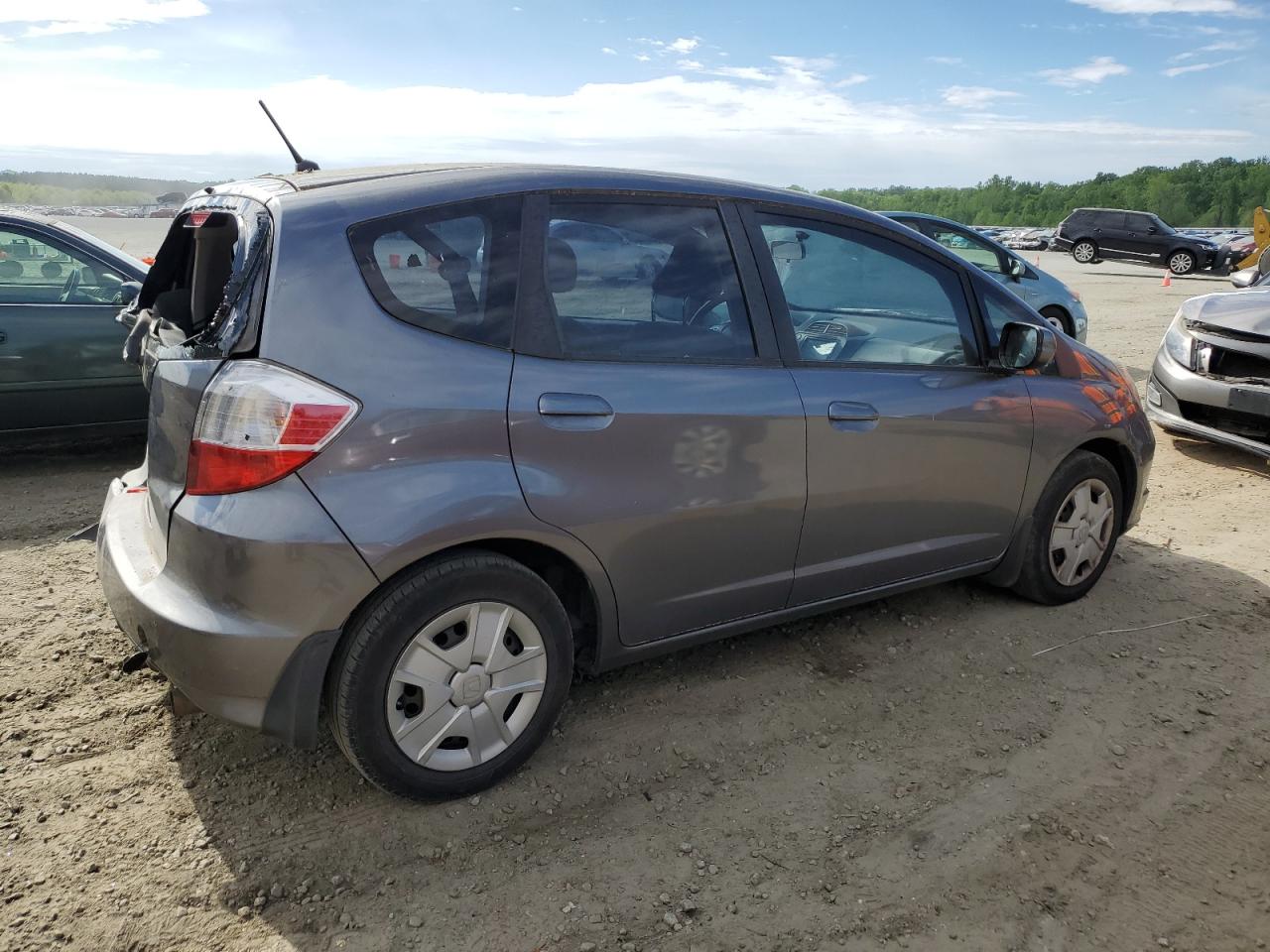 2013 Honda Fit vin: JHMGE8H38DC025812