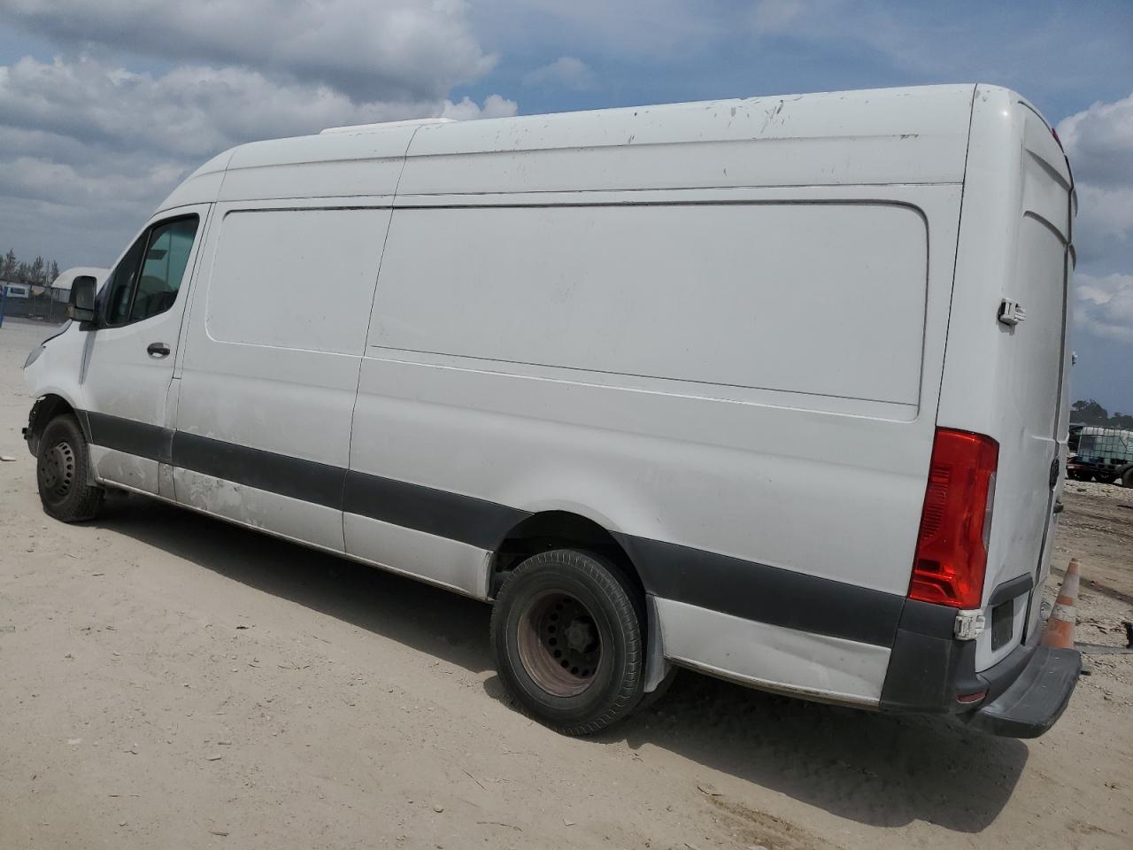 WD3PF1CD3KP027778 2019 Mercedes-Benz Sprinter 2500/3500