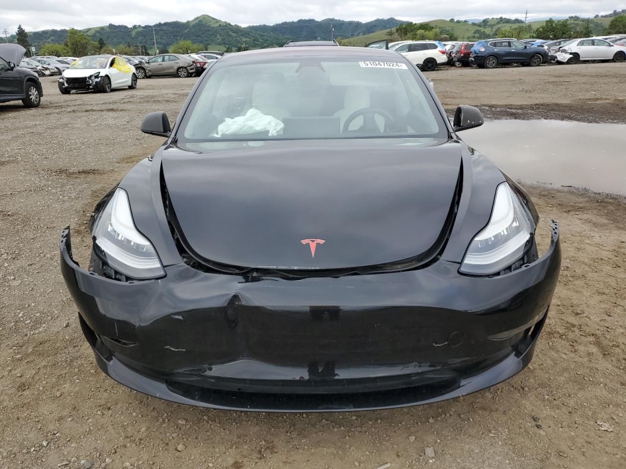 5YJ3E1EB1JF134890 2018 Tesla Model 3