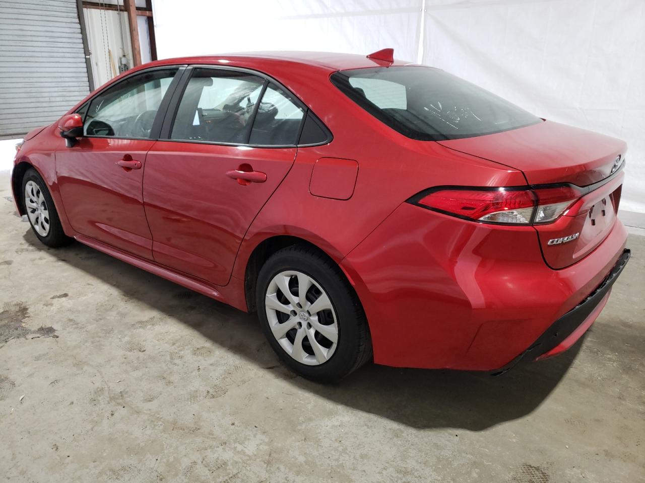 2021 Toyota Corolla Le vin: 5YFEPMAE6MP224274