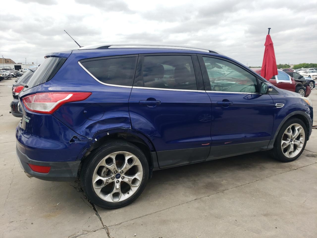 1FMCU0JXXEUD86869 2014 Ford Escape Titanium