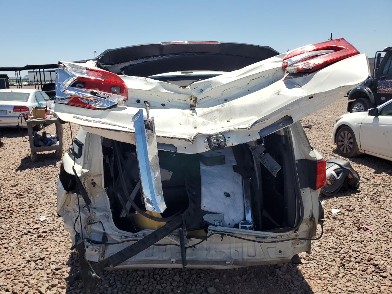 5FNRL6H78JB007445 2018 Honda Odyssey Exl