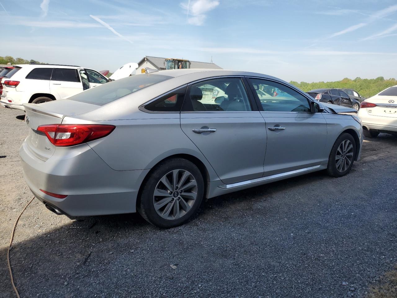 2015 Hyundai Sonata Sport vin: 5NPE34AF8FH139683