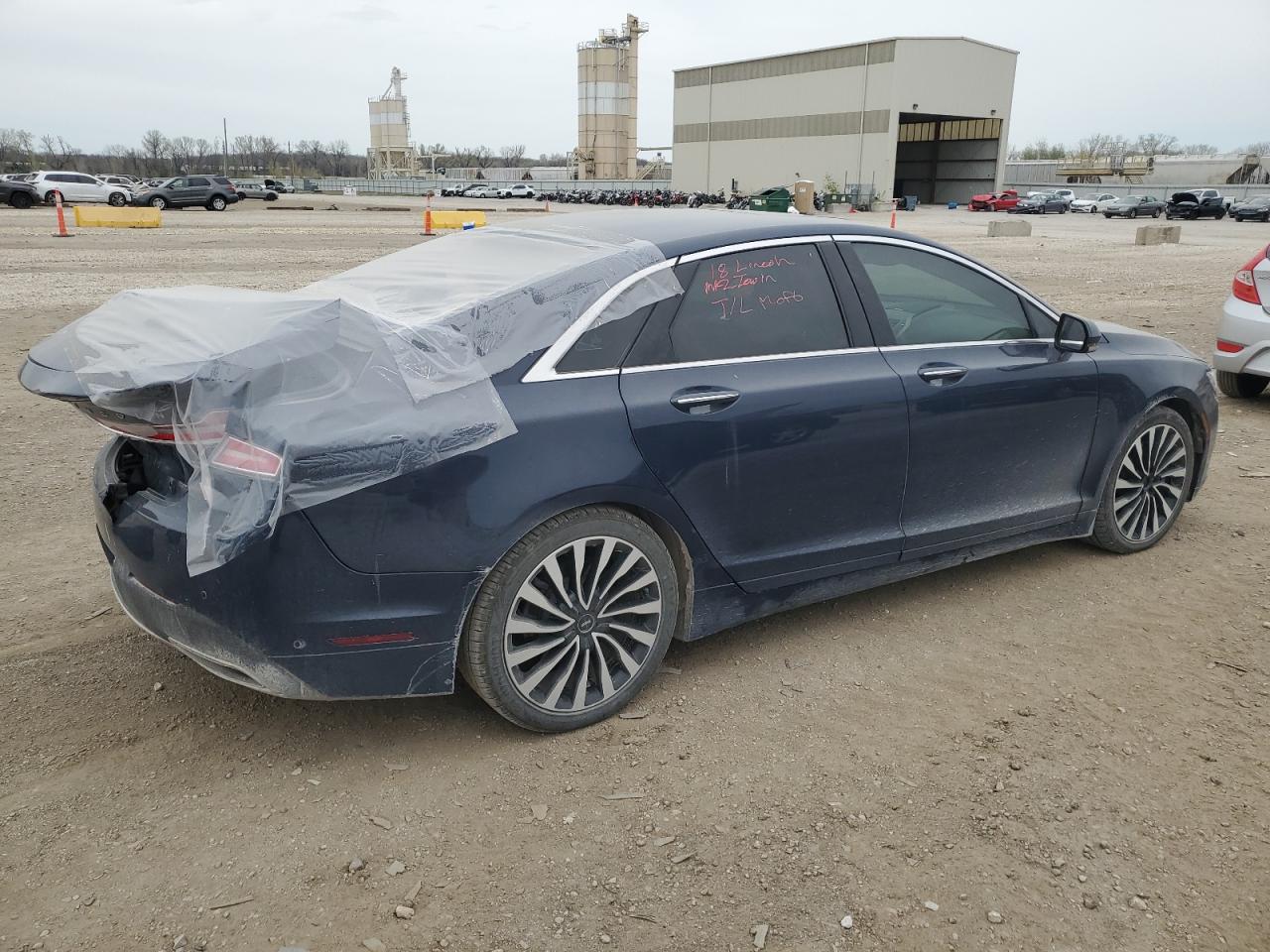 Lot #2821767469 2018 LINCOLN MKZ BLACK