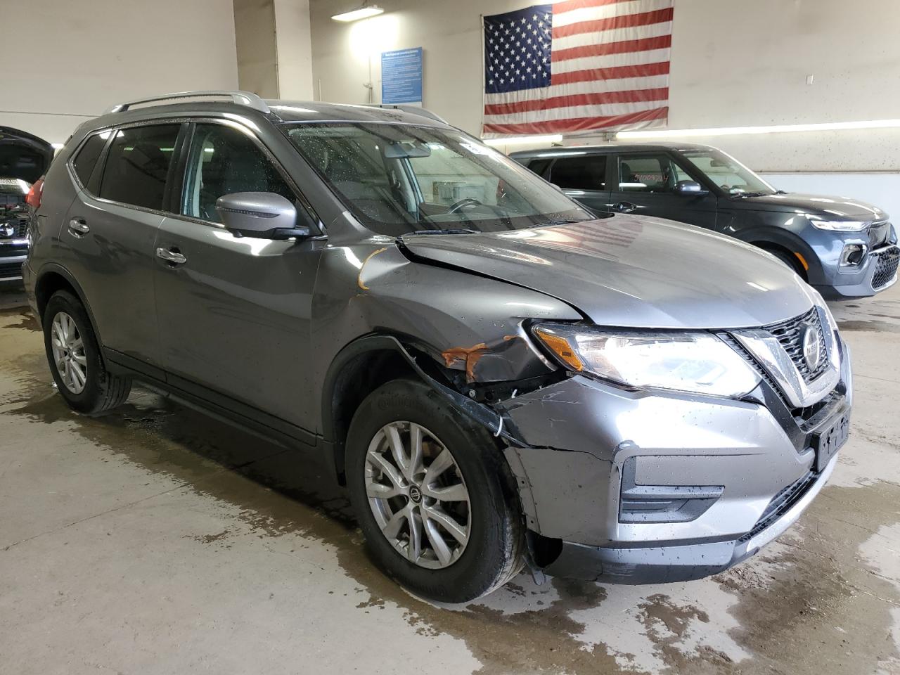 2018 Nissan Rogue S vin: KNMAT2MVXJP616391