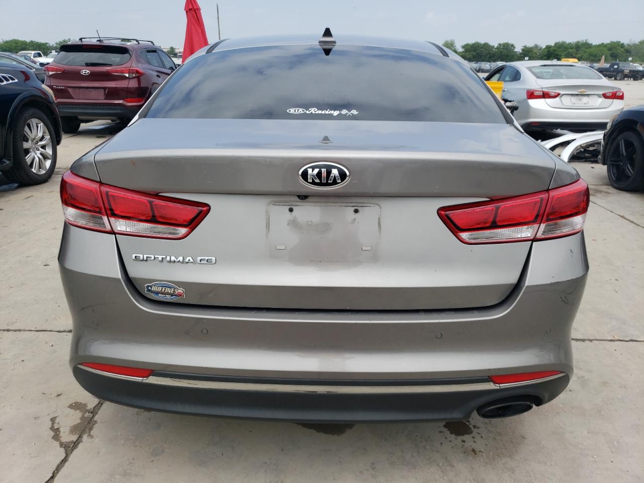5XXGT4L32JG227290 2018 Kia Optima Lx