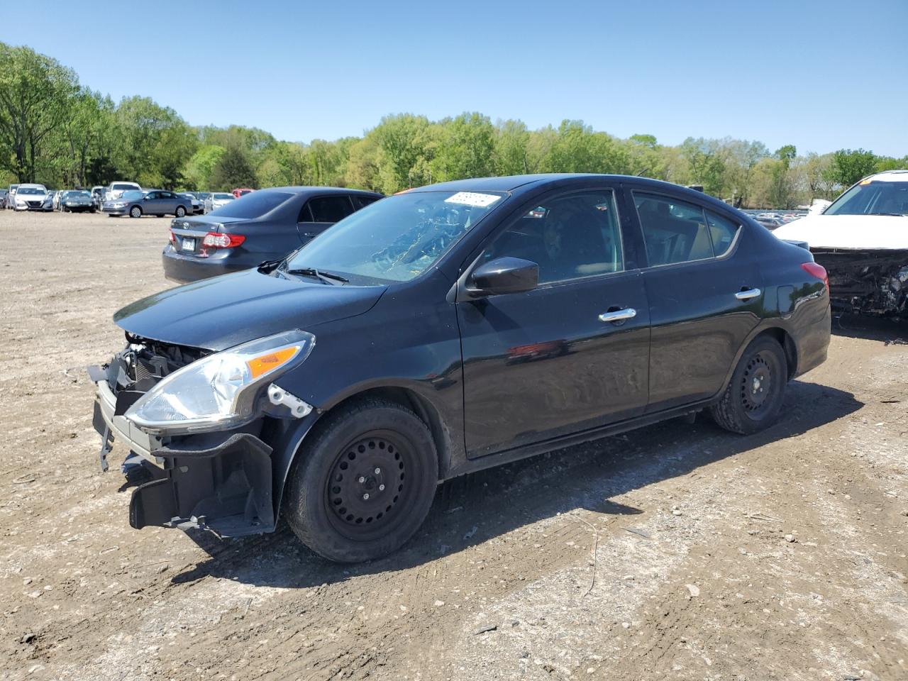 3N1CN7AP0JL879686 2018 Nissan Versa S