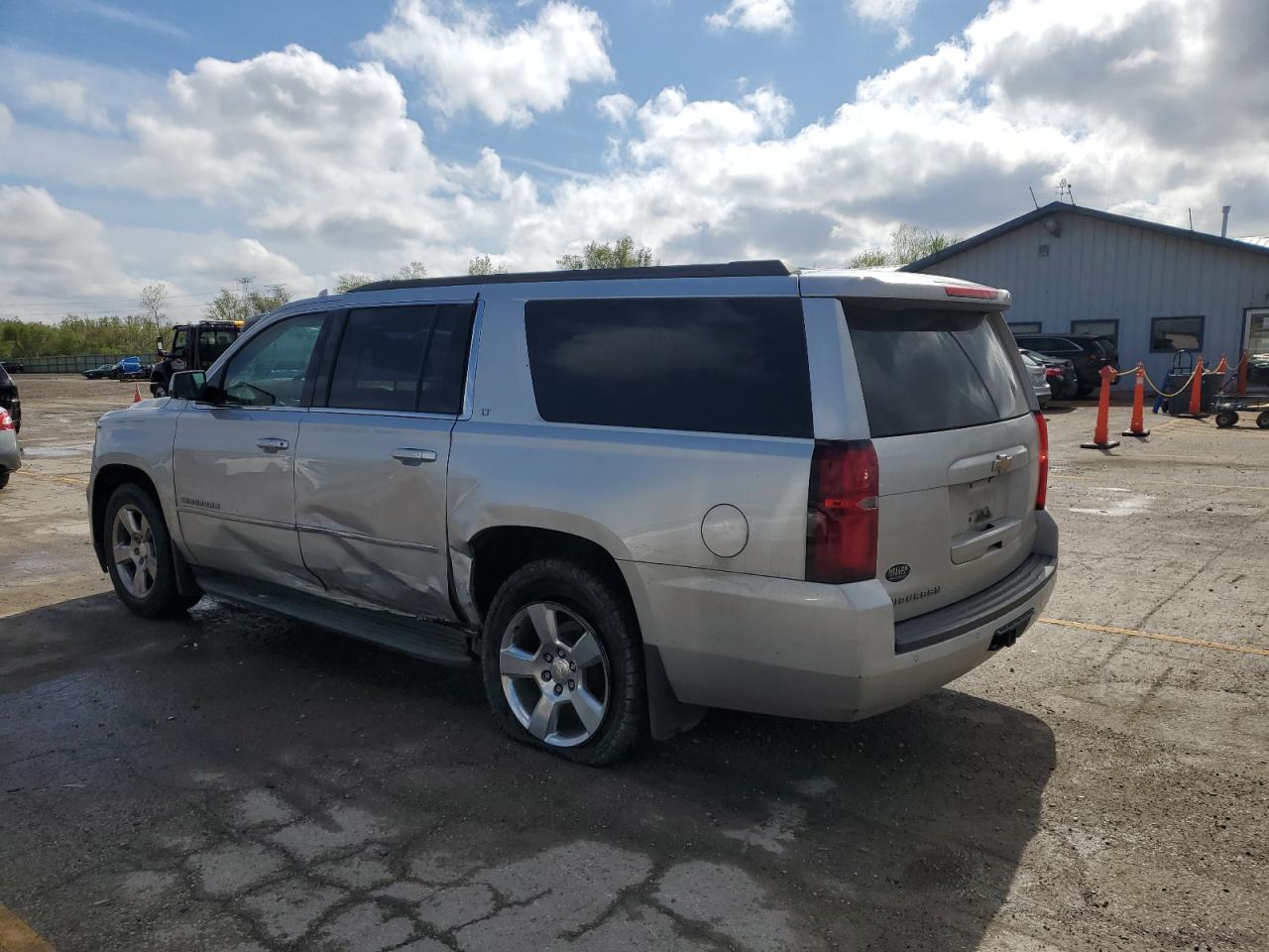 1GNSKHKC9GR284329 2016 Chevrolet Suburban K1500 Lt