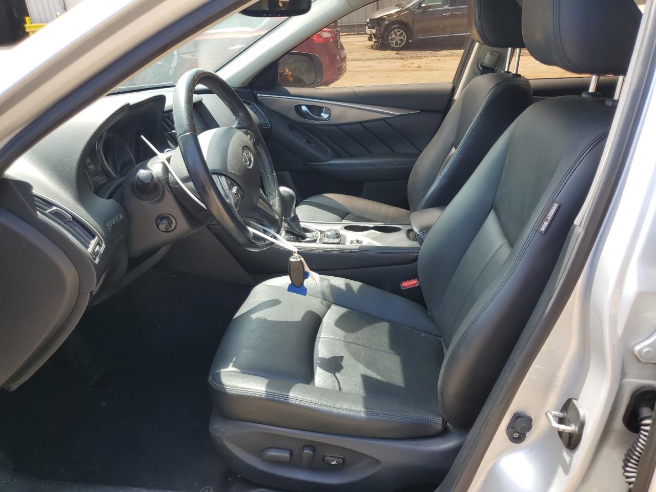 JN1EV7AP4GM300531 2016 Infiniti Q50 Premium