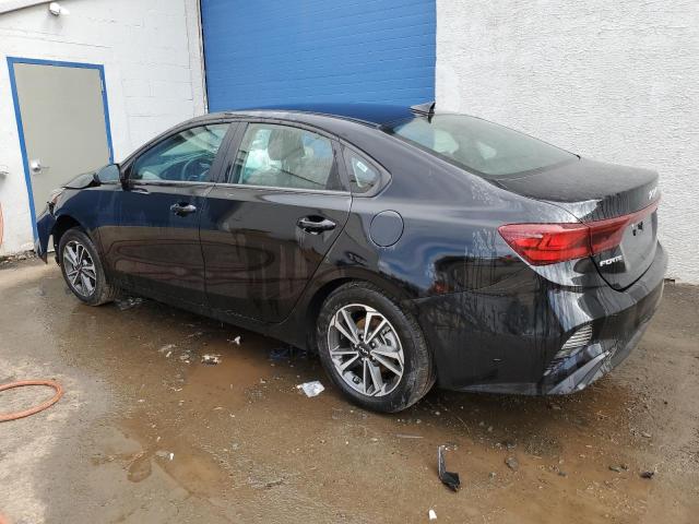 3KPF24AD9PE625270 Kia Forte LX 2