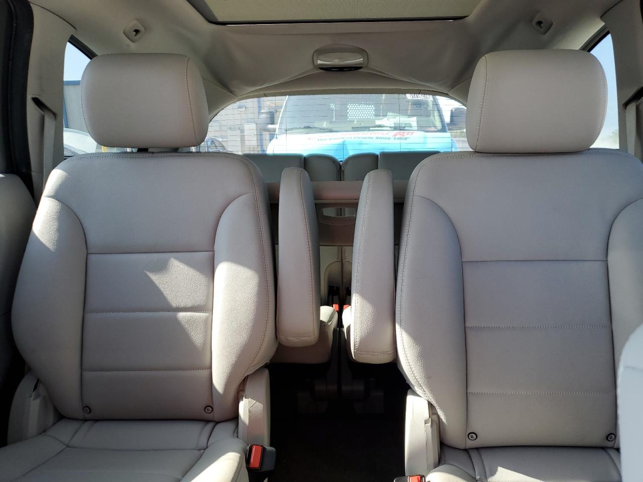 4JGCB6FE3BA118646 2011 Mercedes-Benz R 350 4Matic