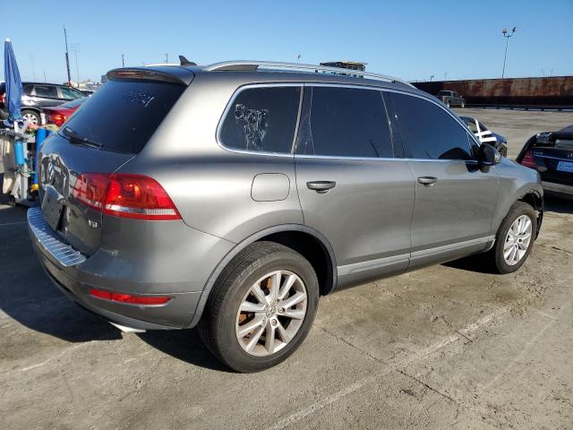 Lot #2479903970 2014 VOLKSWAGEN TOUAREG V6 salvage car