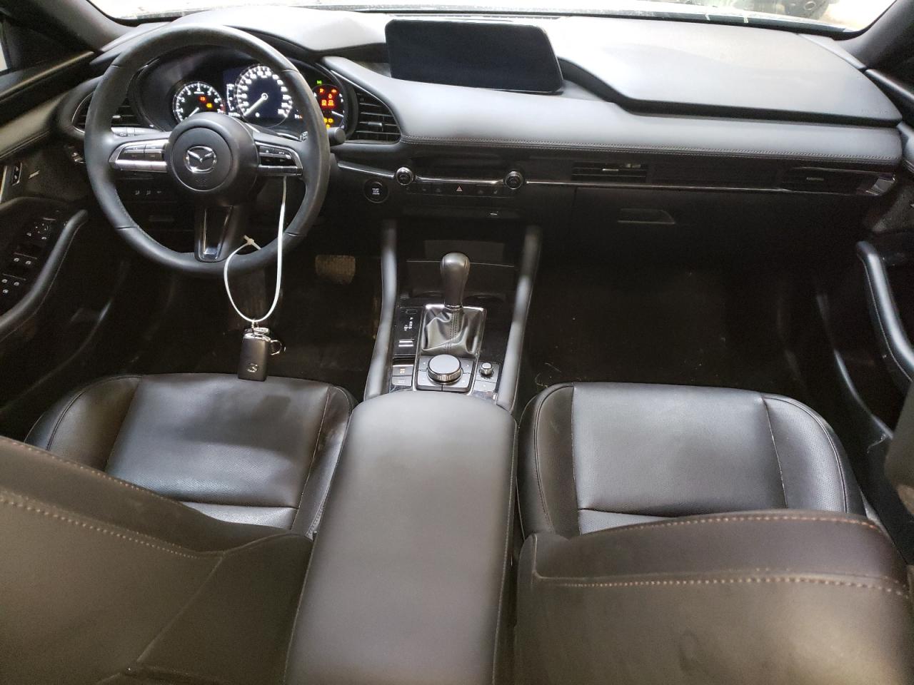 JM1BPBMM3K1135547 2019 Mazda 3 Preferred