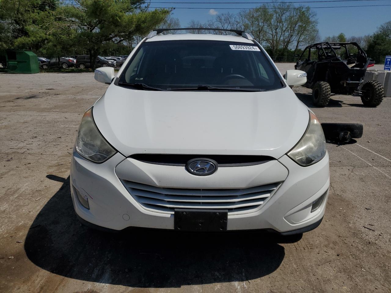 km8ju3ac6du575619 KM8JU3AC6DU575619 2013 Hyundai Tucson Gls