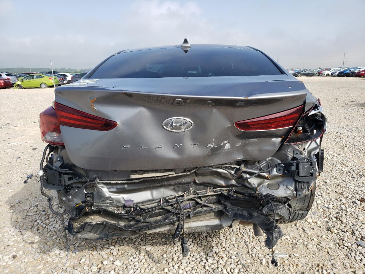 5NPD84LF0KH445331 2019 Hyundai Elantra Sel