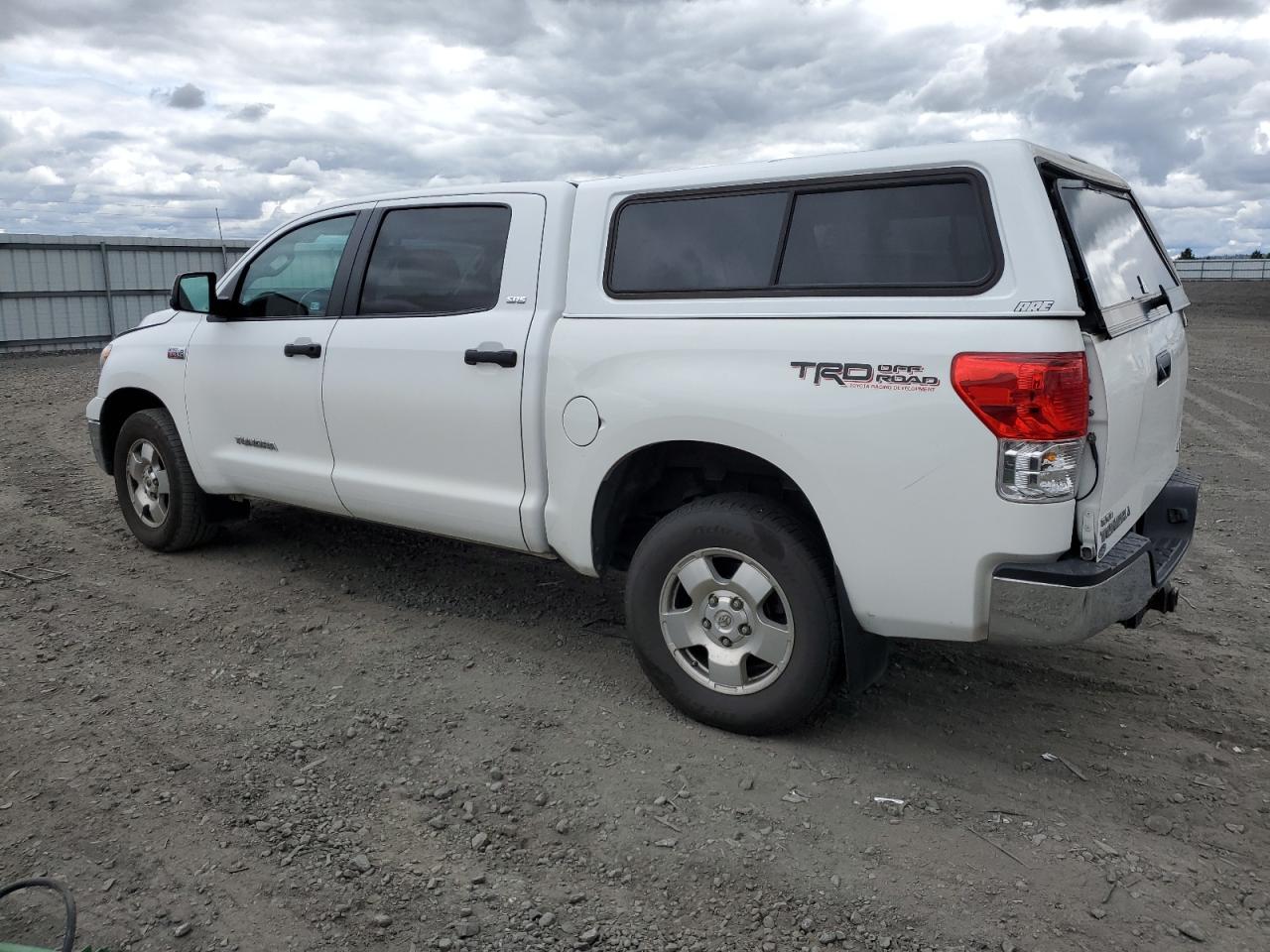 5TFDY5F17AX125965 2010 Toyota Tundra Crewmax Sr5