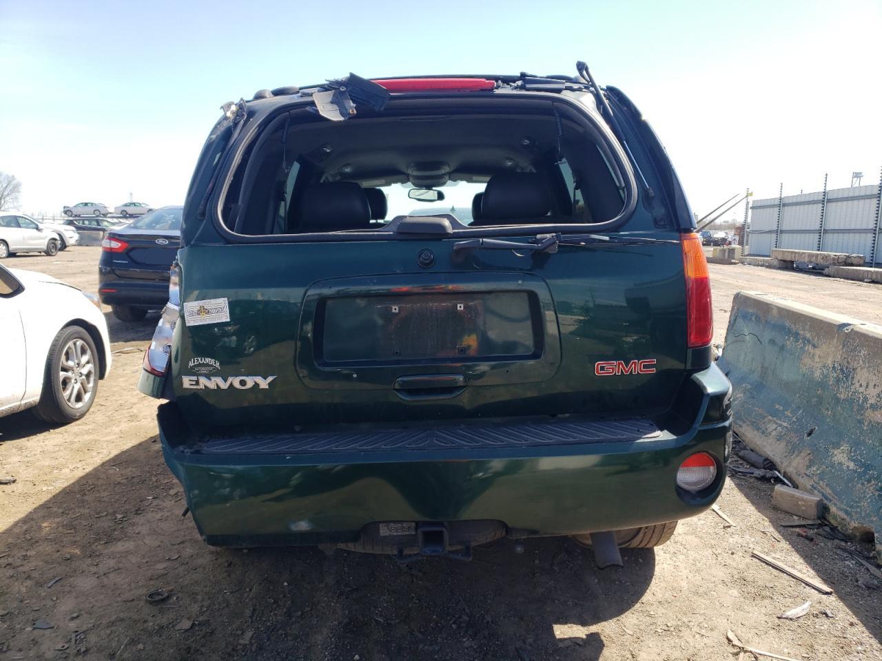 1GKDT13SX22264172 2002 GMC Envoy