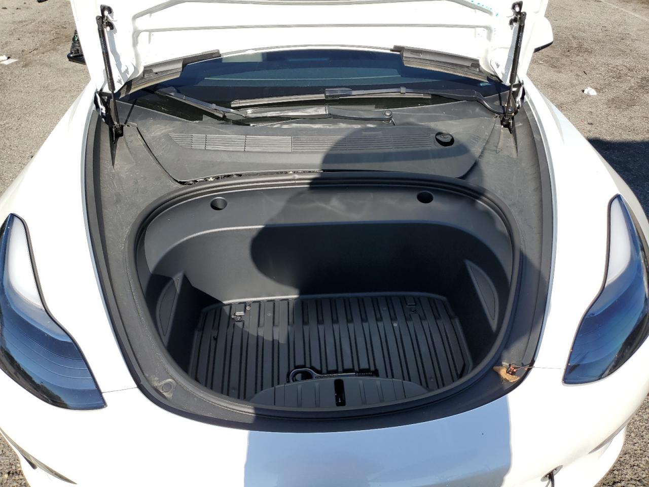 5YJ3E1EB1NF275366 2022 Tesla Model 3