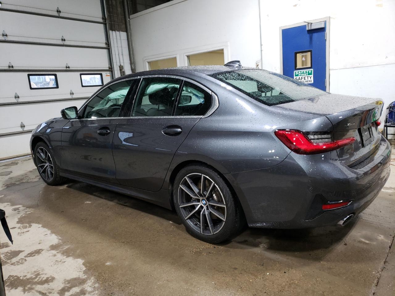 3MW5R7J09M8B95270 2021 BMW 330Xi