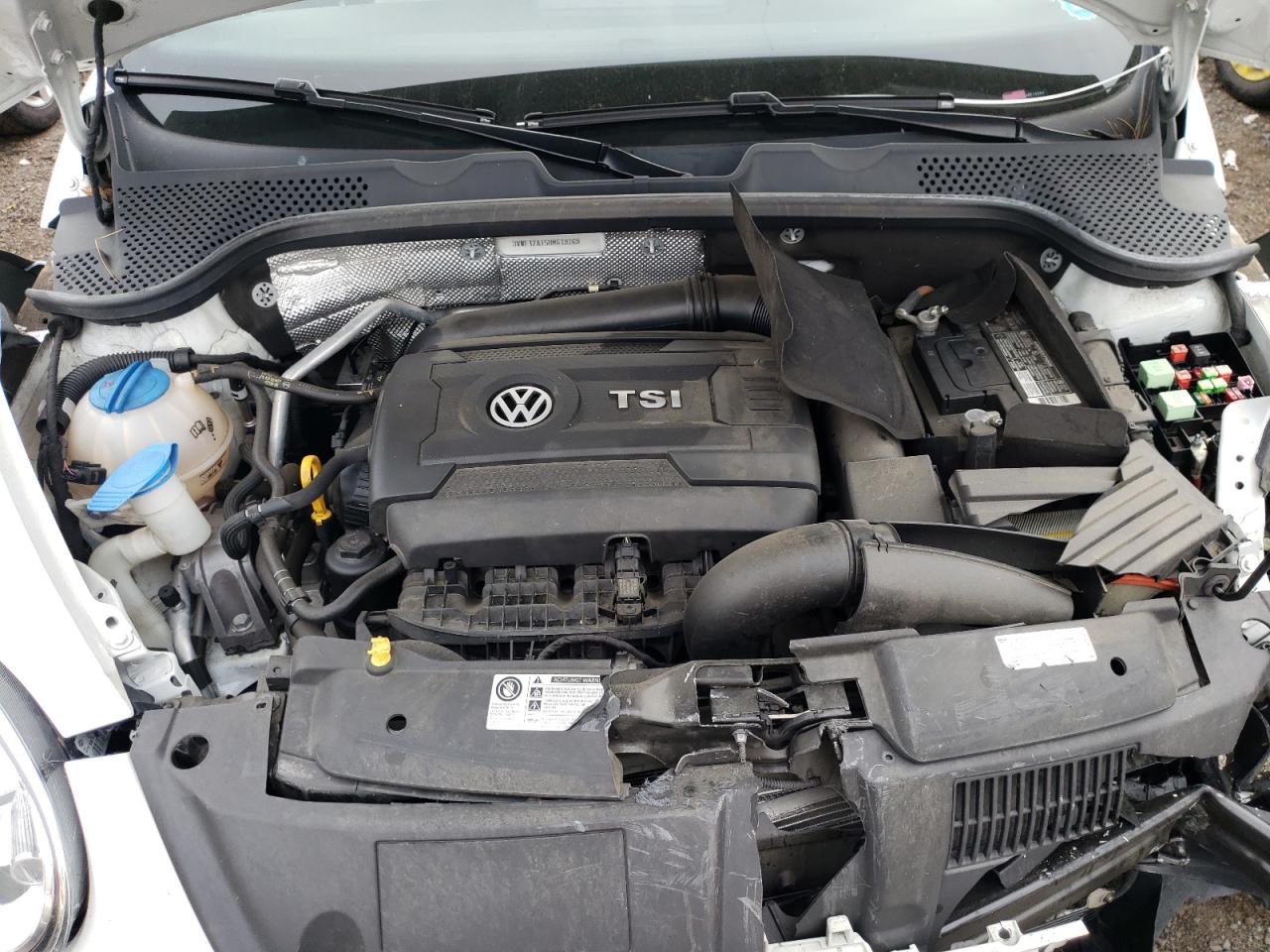 3vwf17at5hm619269 3VWF17AT5HM619269 2017 Volkswagen Beetle 1.8T