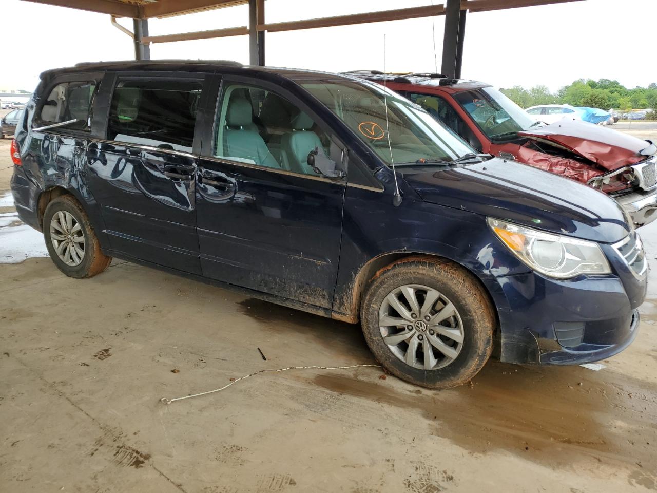 2C4RVABG9DR725651 2013 Volkswagen Routan Se