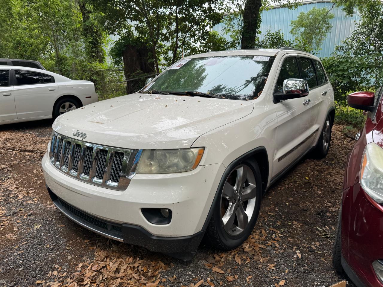 1J4RR6GT4BC681503 2011 Jeep Grand Cherokee Overland