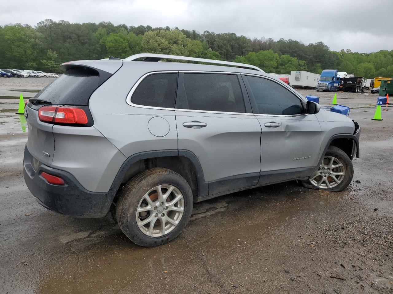 1c4pjlcb0ew182782 1C4PJLCB0EW182782 2014 Jeep Cherokee Latitude