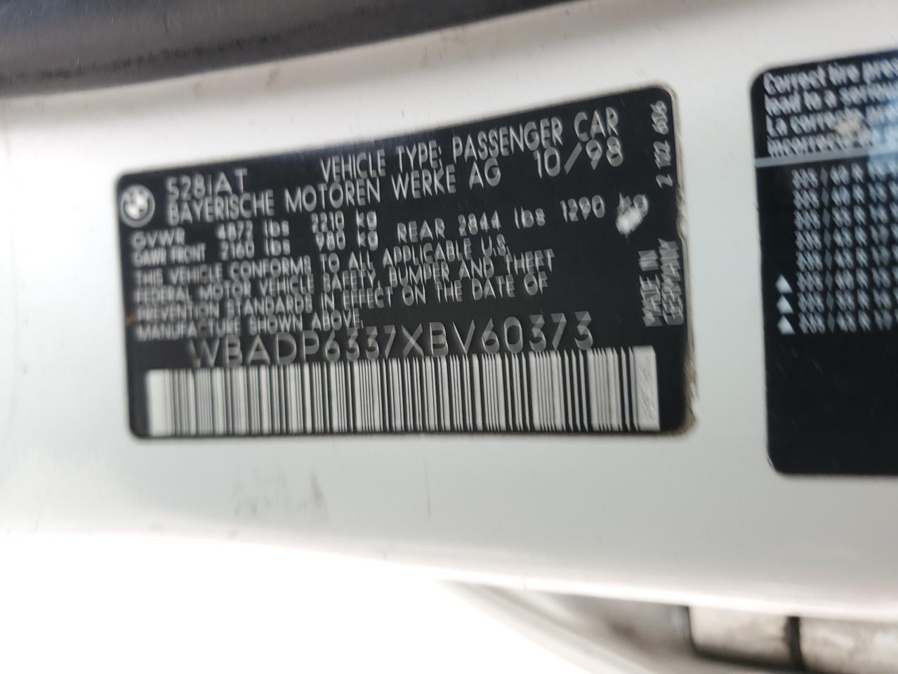 WBADP6337XBV60373 1999 BMW 528 It Automatic