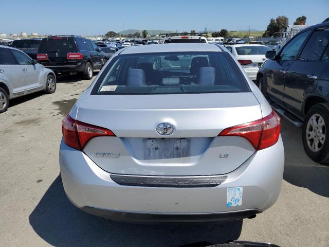 2017 Toyota Corolla L VIN: 5YFBURHE7HP700276 Lot: 51599474