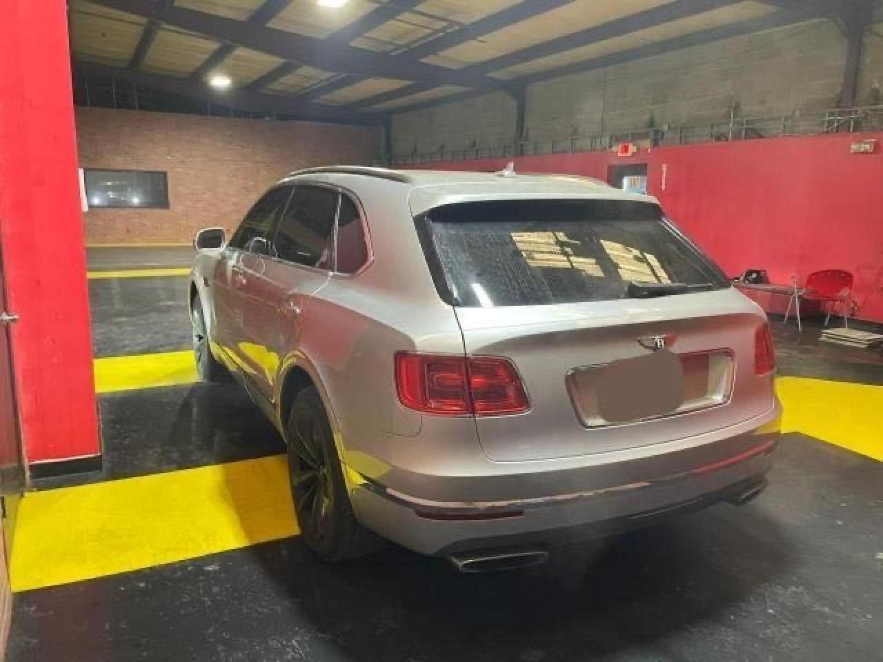 SJAAC2ZVXHC014392 2017 Bentley Bentayga SJAAC2ZVXHC014392 2017 Bentley Bentayga