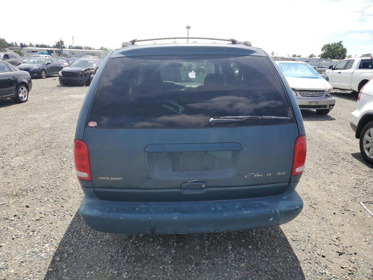 2B4GP44R6YR628587 2000 Dodge Grand Caravan Se