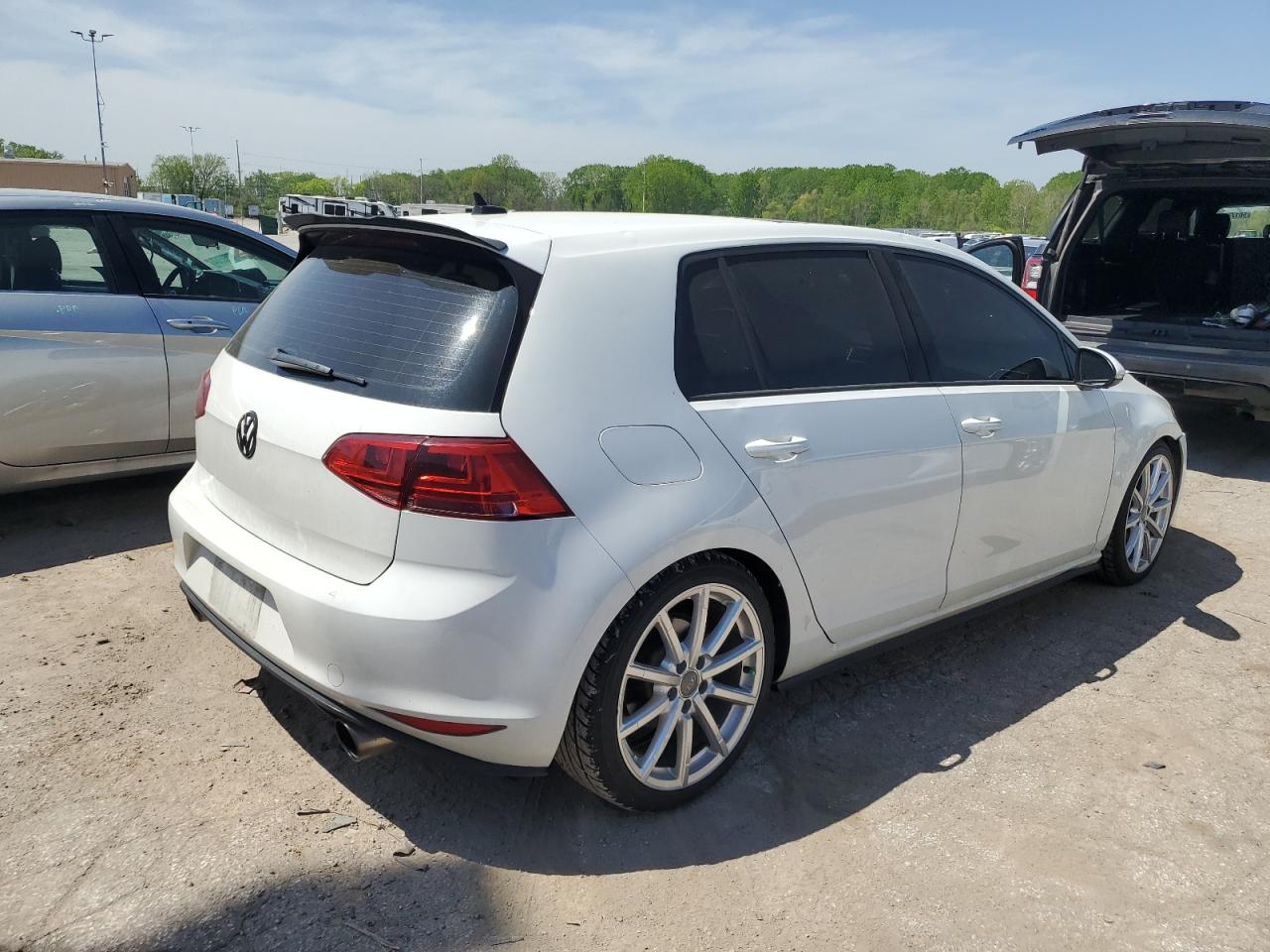 3VW4T7AU1GM068363 2016 Volkswagen Gti S/Se