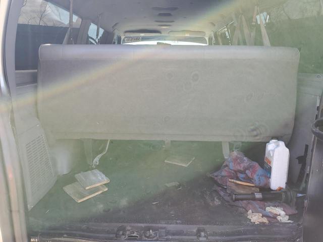 2000 Ford Econoline E350 Super Duty Wagon VIN: 1FMNE31F3YHB31895 Lot: 50047674