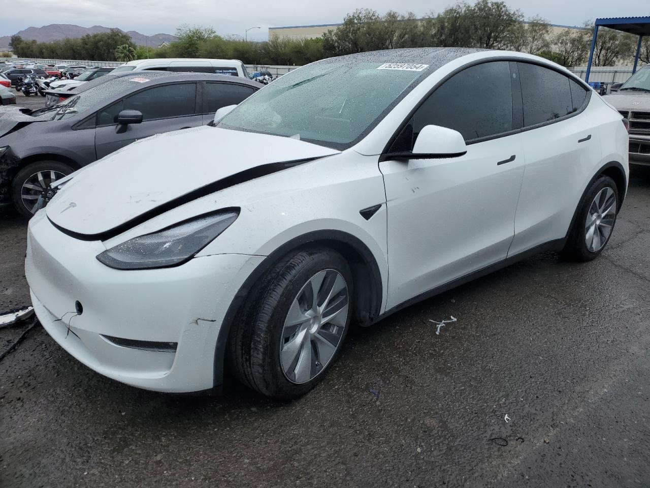 7SAYGDEE5PF686156 2023 Tesla Model Y