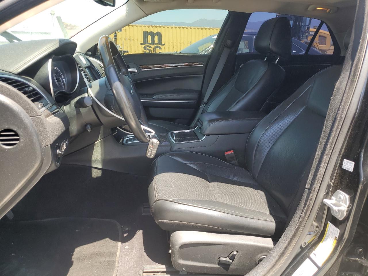 2C3CCAEGXGH320503 2016 Chrysler 300C