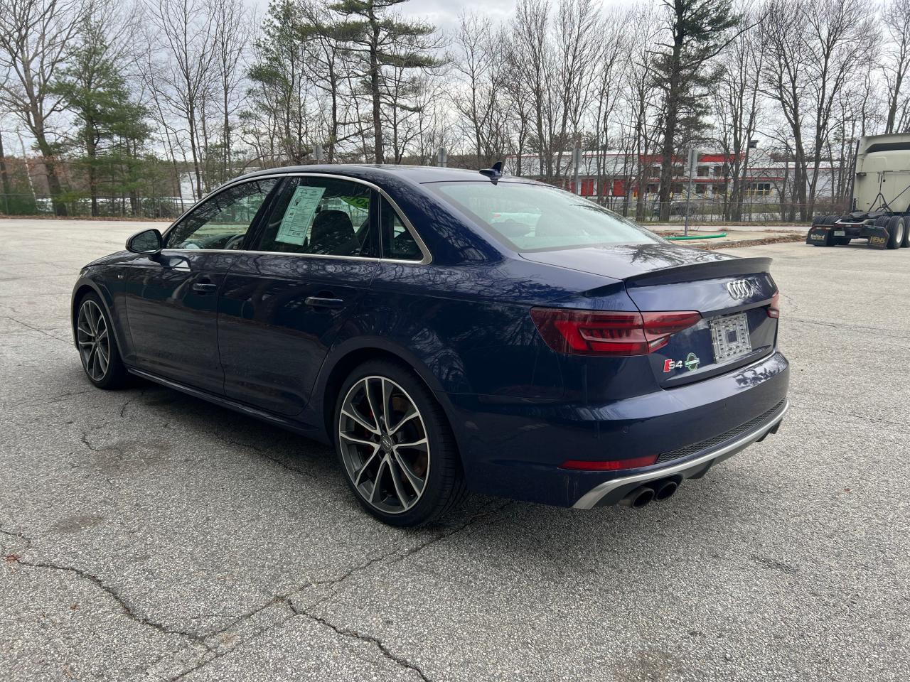 2018 Audi S4 Prestige vin: WAUC4AF43JA049946