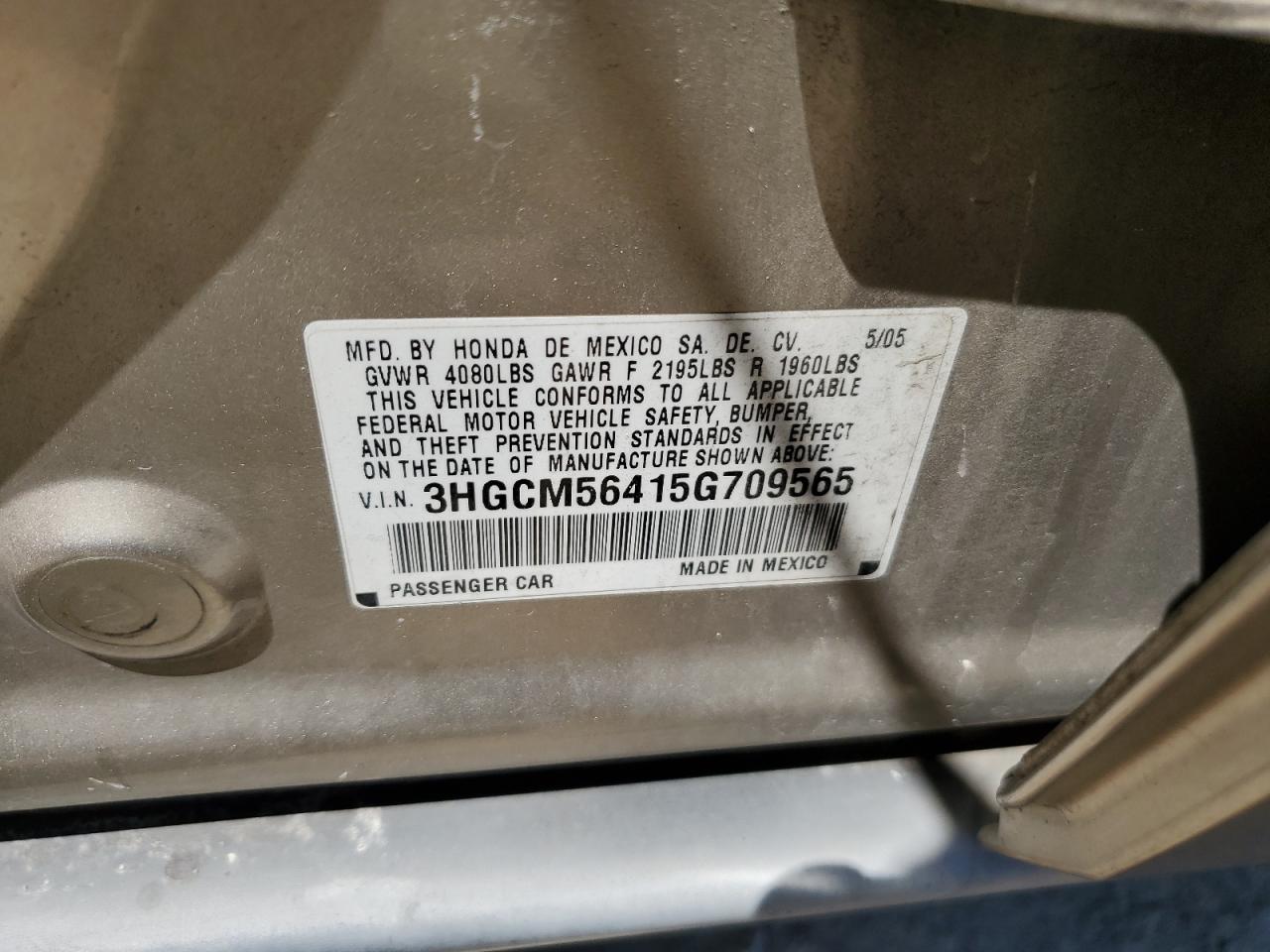 3HGCM56415G709565 2005 Honda Accord Lx